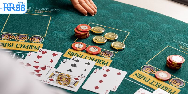 nam-ro-ve-luat-choi-trong-game-bai-tai-rr88